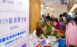 “全民求美”的下个十年，好看是一种商业能力