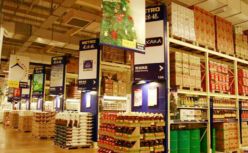 关店、退烧的阵痛期后，新风口再为新零售续命？