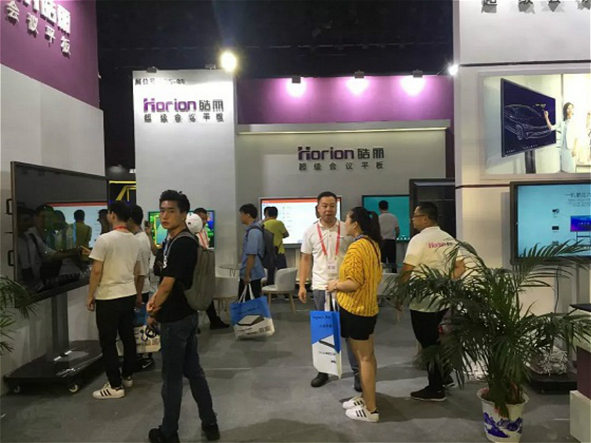 2皓丽展出两大行业解决方案，会议平板惊艳2019 InfoComm