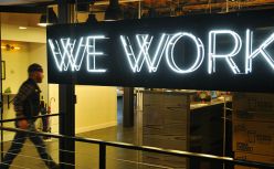 估值腰斩、创始人下台：WeWork还敢问路在何方吗？