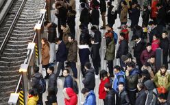 过劳的年代：2019年，中国的劳动者经历了什么？
