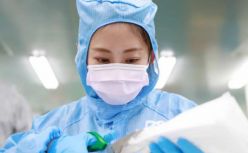 口罩出海：日赚十万的「印钞机」，正变「碎钞机」