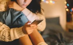 女粉丝自述：我被抖音网红PUA，刷6000块礼物才肯回复一句话