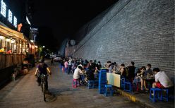 新风口来了，地摊经济能火多久？