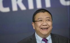 瑞幸「铁三角」反目，陆正耀要做「不倒翁」？
