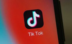 美国正考虑封禁TikTok等中国社交应用；苹果获新折叠屏iPhone专利：采用非对称折叠；特斯拉要开杂货铺？要卖短裤和酒水？  i黑马  今天