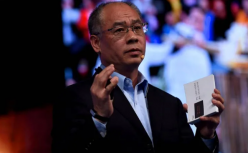 好不容易变潮的李宁，为什么要买一个不酷的品牌？