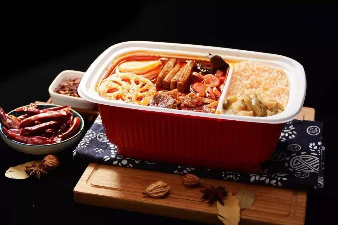 2谁撑大了自热食品的百亿市场？