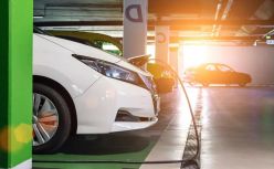 冰火新能源汽车：股价销量双上涨，断轴自燃被召回