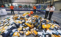 痛砍10万SKU，关千店断臂求生，绑架工厂，100万卖家“铺货”模式终结