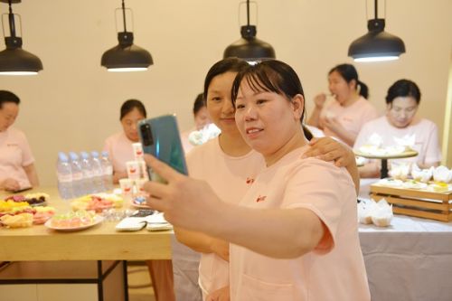 c39025bb850ba41b731a2908cb3cd32.jpg