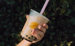 我给“蜜雪冰城”留了个电话，结果引来了半个奶茶界