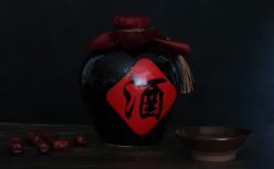 太疯狂，“金针菇之王”靠卖白酒一周换来5个涨停板