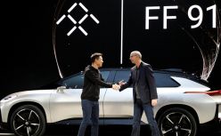 【黑马早报】贾跃亭旗下FF上市，承诺一年内交付；快手CEO宿华瞄准TikTok：今天要打回来；顺丰将拿出2亿元给快递员加薪... 