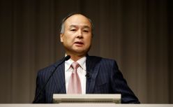 【黑马早报】软银暂停在华投资，软银中国回应；雷军辟谣“曾被马云夫人数落”；腾讯实习生建议高管颁布拒绝陪酒令；B站成第三大长视频平台