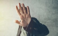 我采访的4家公司现身说法：不对VC投后抱有太大希望，不如直接给钱