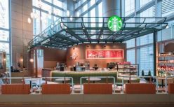 中年星巴克，想用共享空间挽回“打工人”？