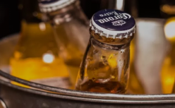 卖500元的啤酒，华润雪花得了“茅病”？