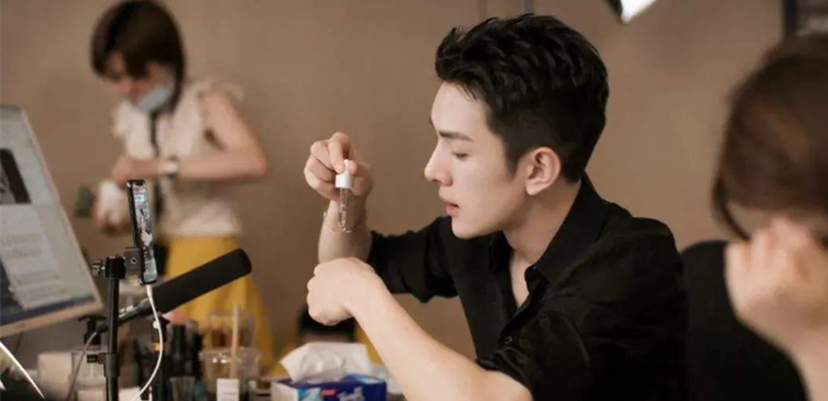 2后薇娅时代，李佳琦上演独角戏？