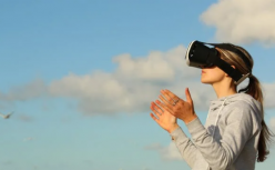 元宇宙带火的VR市场，字节也才摸到一点边
