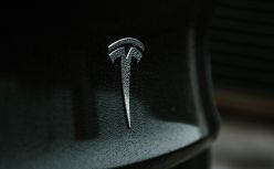 被传接棒马斯克出任特斯拉全球CEO，朱晓彤是啥来头？