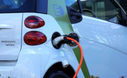 我，新能源车“怨种”，维权跑“断”腿