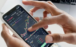 年入20亿，便携式储能独角兽谋划IPO
