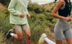 反水的迪卡侬，并不想当lululemon