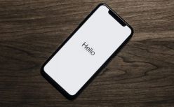 iPhone 17这场仗，苹果要在抖音打